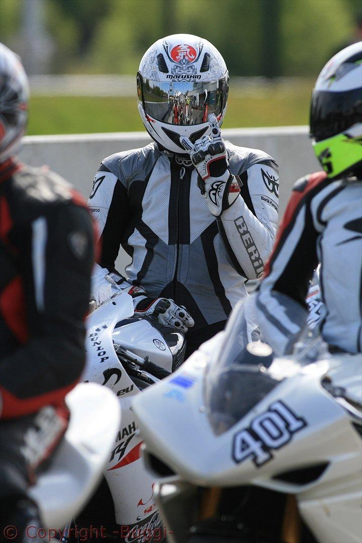 Yamaha YZF-R1 Baneged billede 23