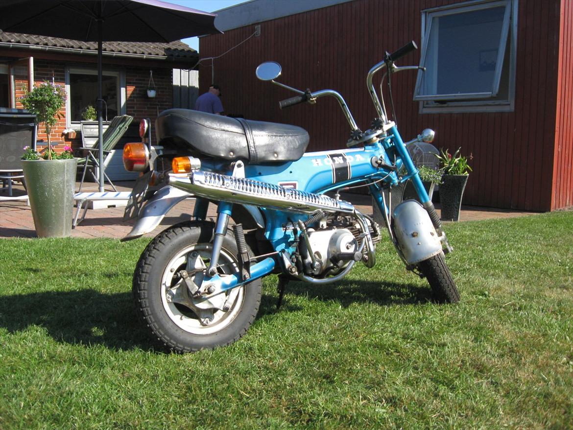 Honda Dax ST 70 billede 4