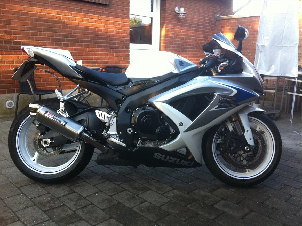 Suzuki GSX-R 600 K8 billede 8