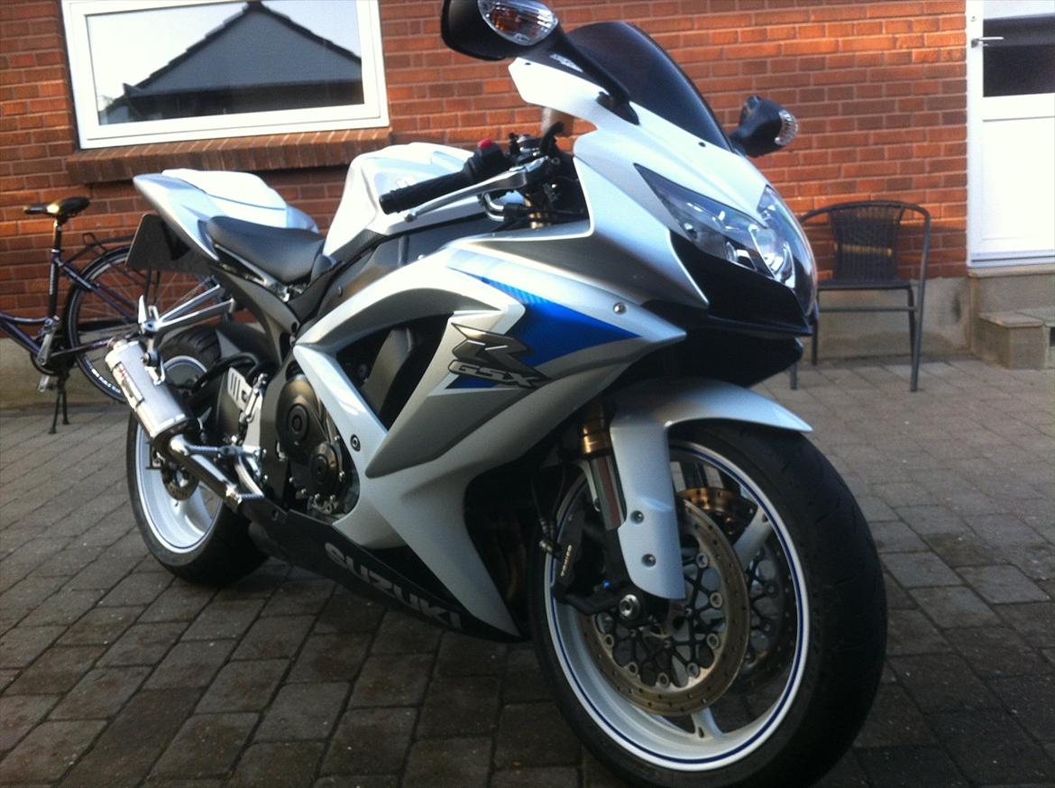 Suzuki GSX-R 600 K8 billede 10