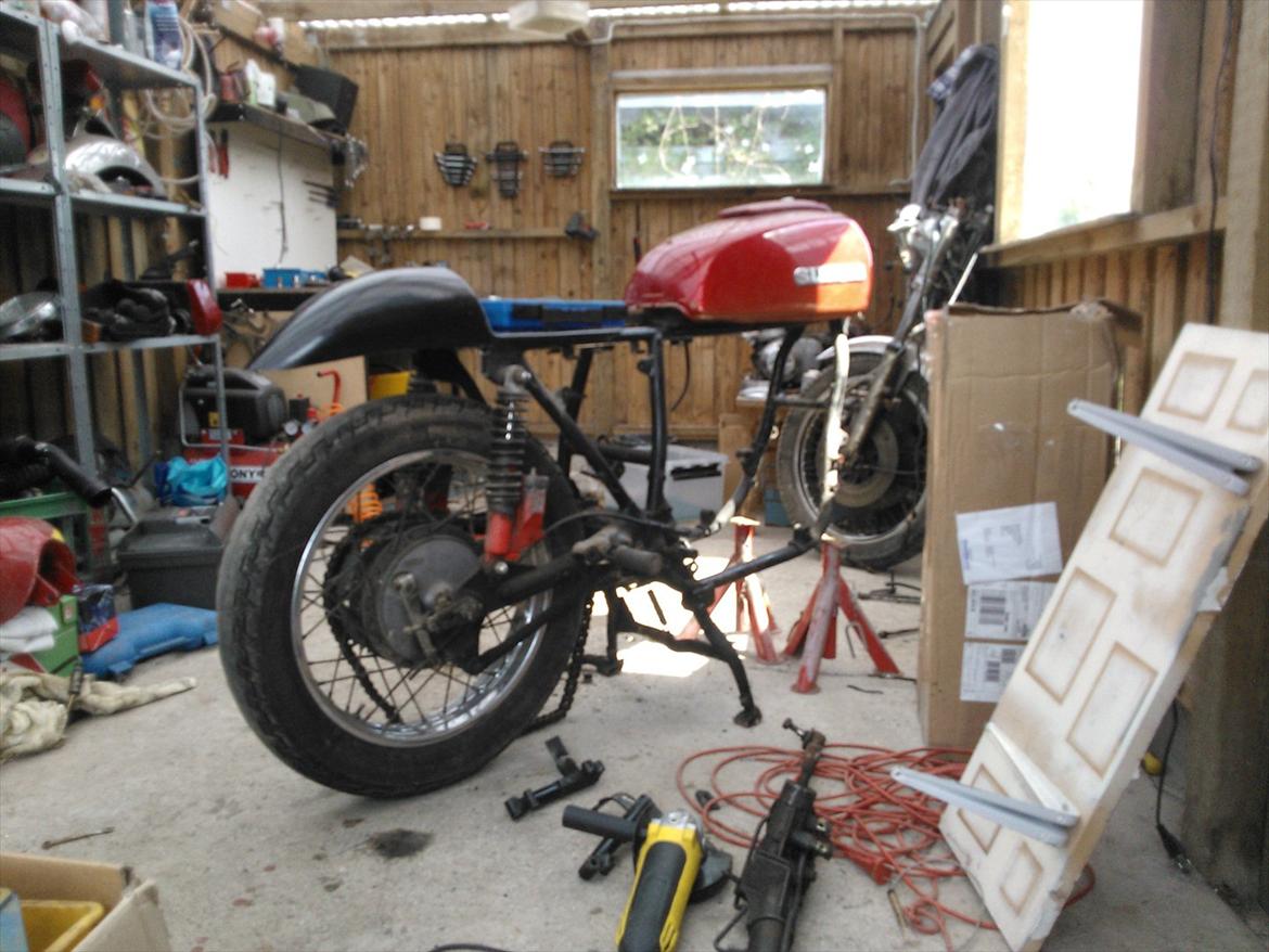 Suzuki GT 750 Vandbøffel - ny cafe røv til vandbøflen.. :) billede 10