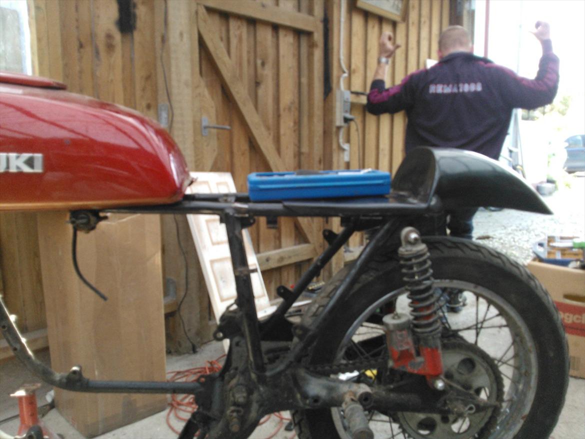 Suzuki GT 750 Vandbøffel billede 11