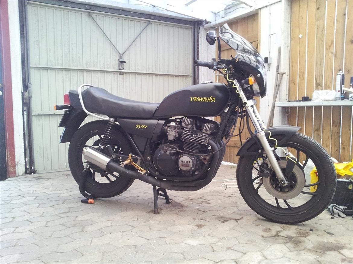 Yamaha xj 550 billede 1