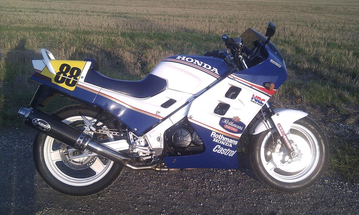 Honda VFR 750 billede 12