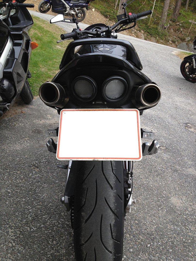 Suzuki GSR 600 A billede 5