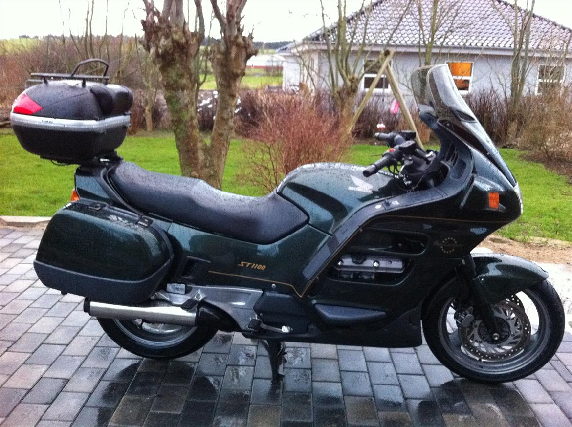 Honda ST 1100 -Solgt billede 1