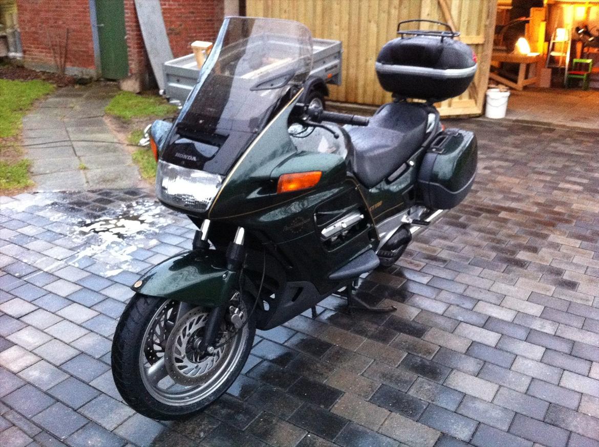 Honda ST 1100 -Solgt billede 3