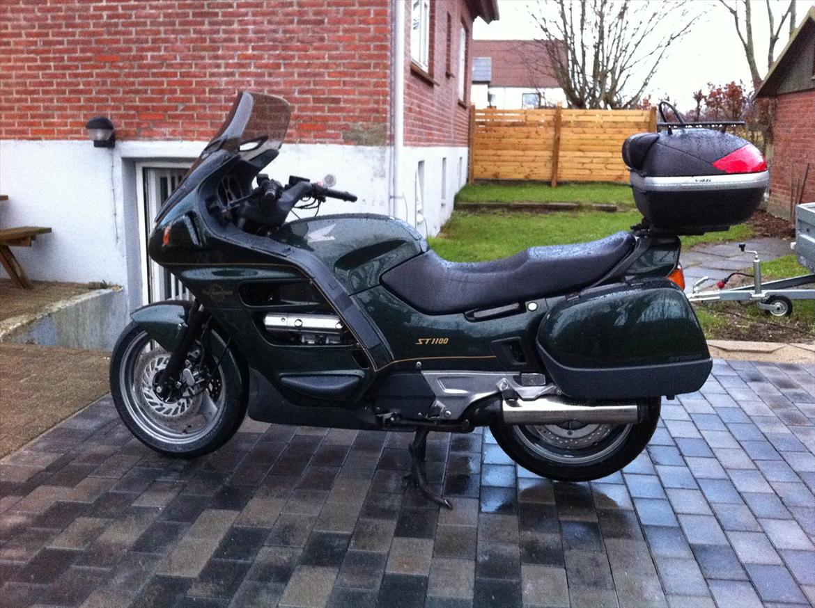 Honda ST 1100 -Solgt billede 2