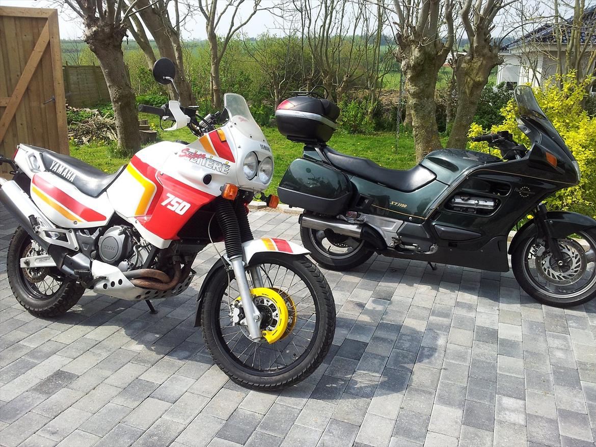 Honda ST 1100 -Solgt billede 9