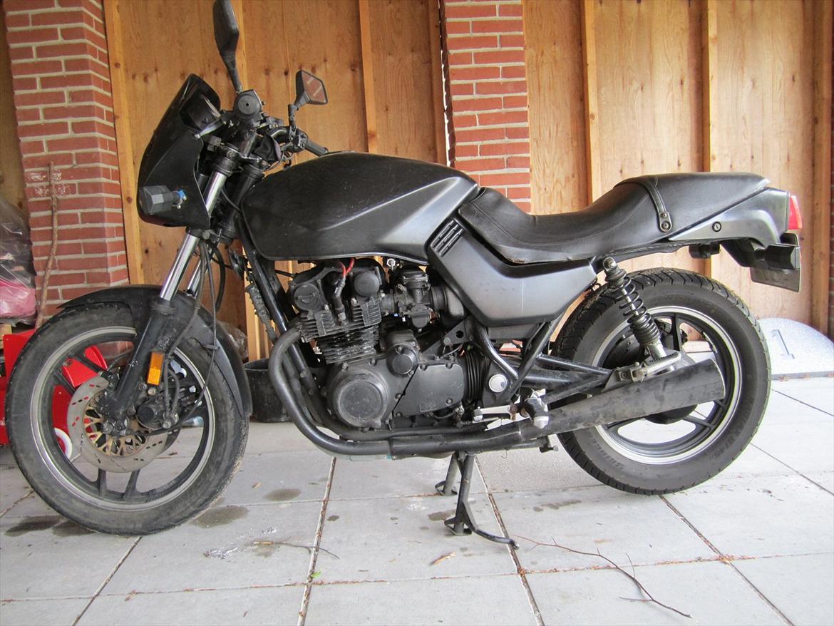 Suzuki GS 650 G Katana billede 1