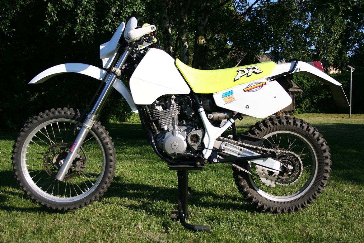 Suzuki DR 350 S billede 1