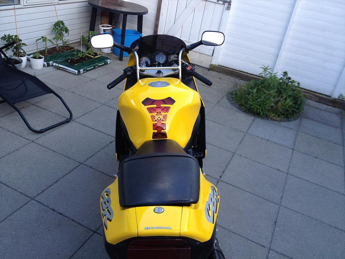 Honda CBR 900 rr billede 2