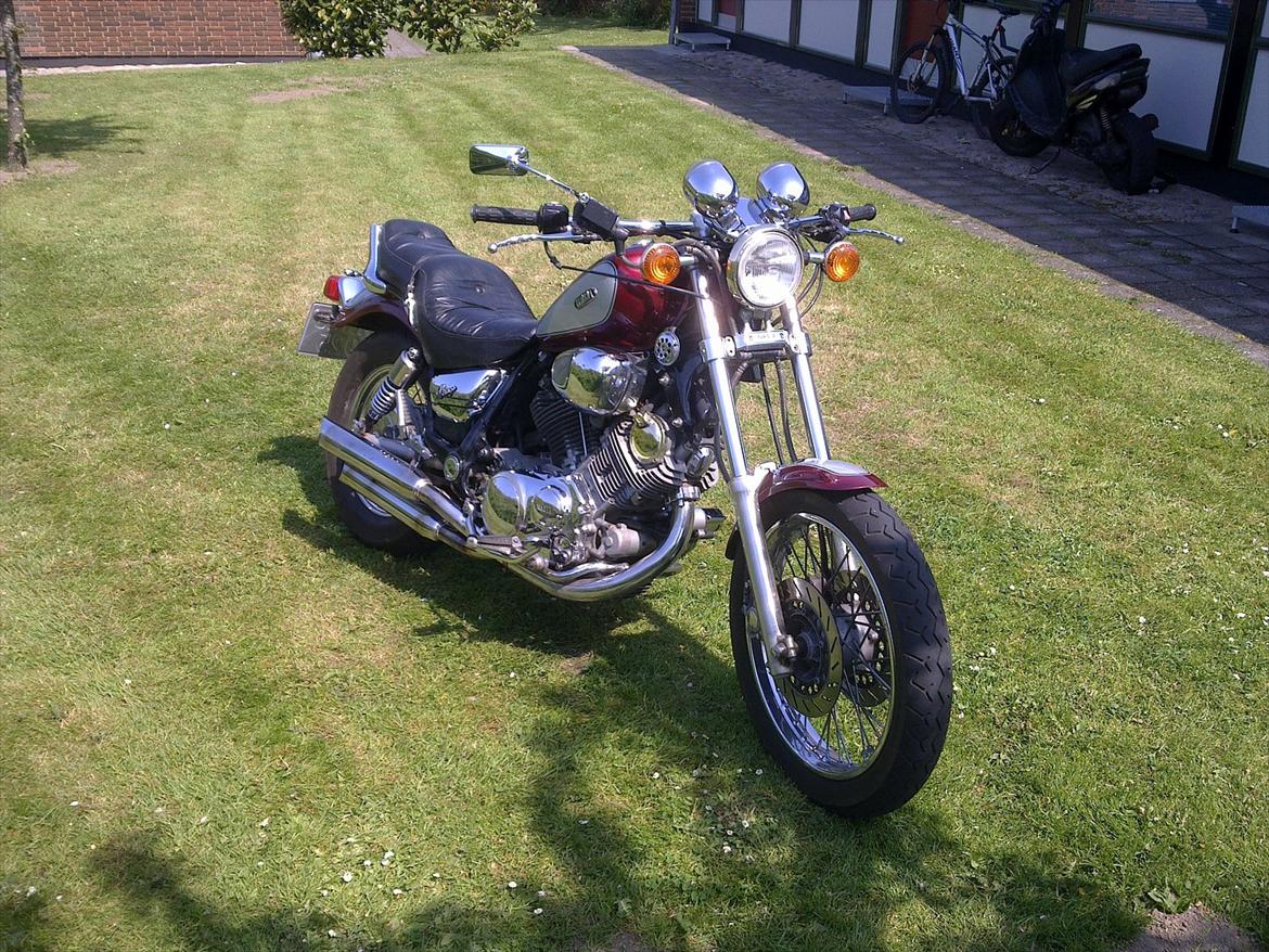 Yamaha XV750 Virago billede 1