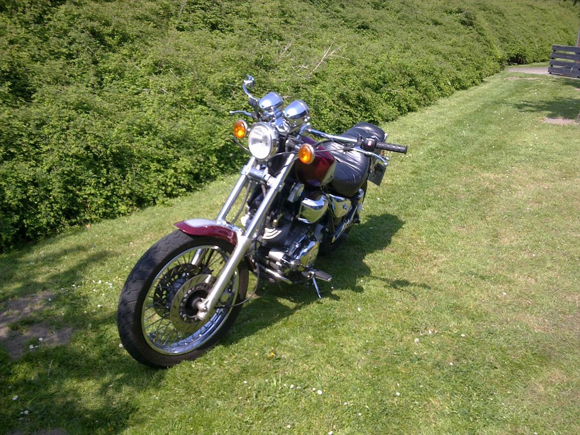 Yamaha XV750 Virago billede 2