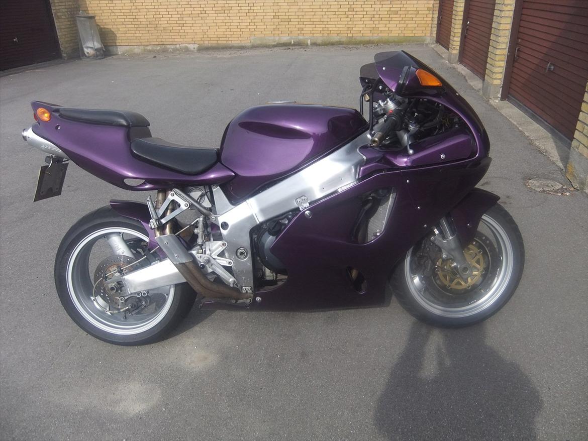 Kawasaki ZX 7R billede 1