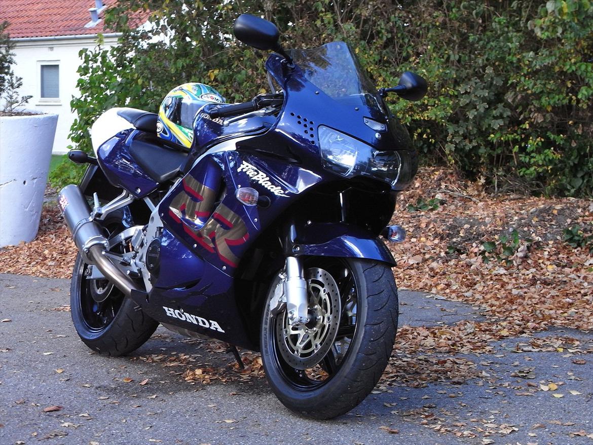 Honda CBR 900 RR Fireblade "Solgt" billede 3