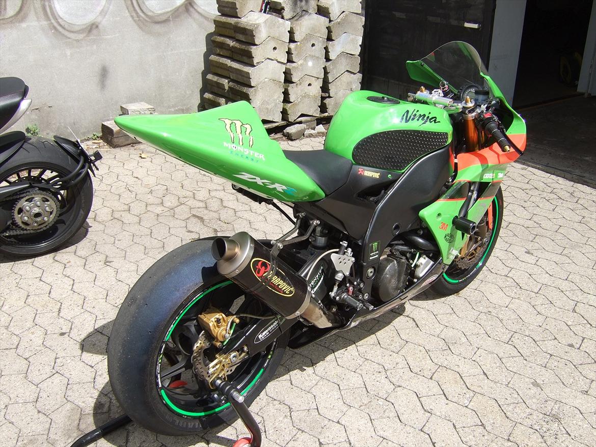 Kawasaki ZX10R billede 10