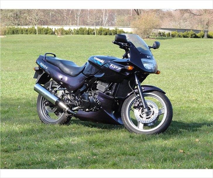 Kawasaki GPZ500S billede 2