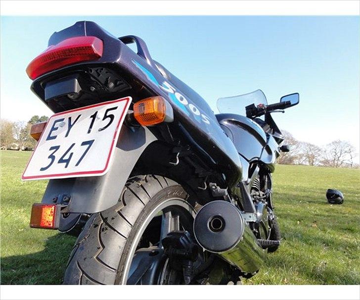 Kawasaki GPZ500S billede 8