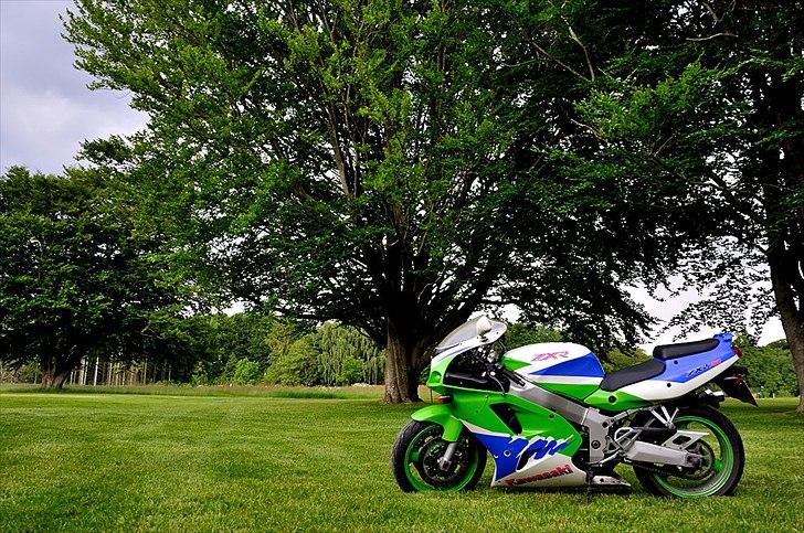 Kawasaki ZXR 750 billede 2