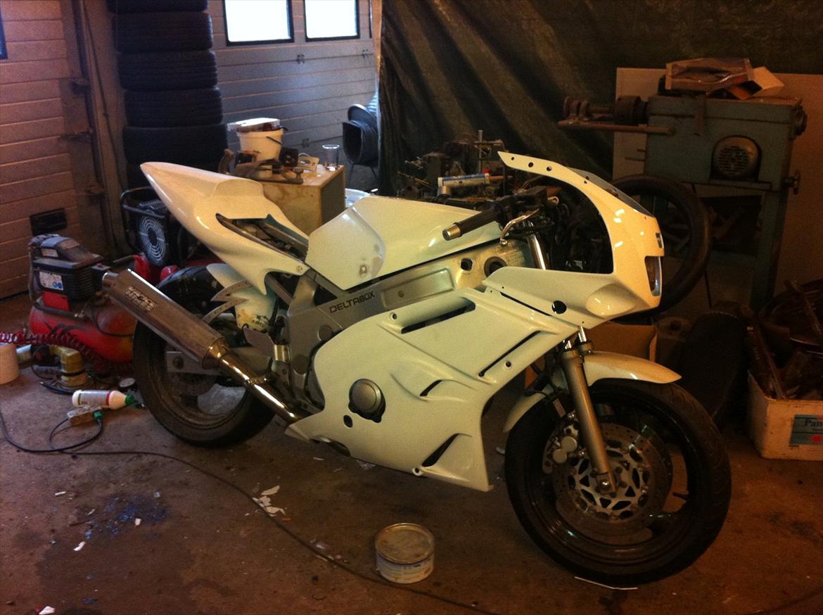 Yamaha fzr 600 billede 16