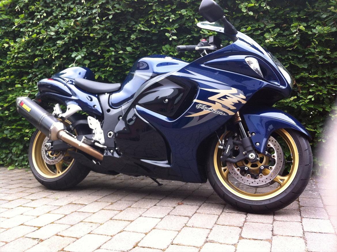 Suzuki GSXR 1340 HAYABUSA K8 - Min 3. K8'er havde en sød gsxr 1000K8 inden denne og den var bare for lille ;O) billede 1