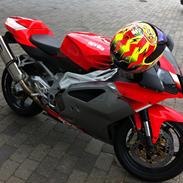 Aprilia RSV 1000 RR
