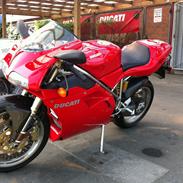 Ducati 916