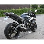 Suzuki GSX 750 R