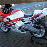 Honda CBR 600 F2 PC25