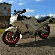 Honda CBR 600 F2