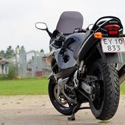 Suzuki GSX750F