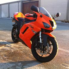 Kawasaki ZX6R
