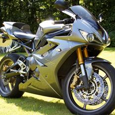 Triumph Daytona Triple 675