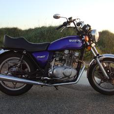 Suzuki GS 400 L