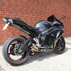 Suzuki GSX 750 R (SOLGT)