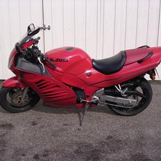 Suzuki rf600r