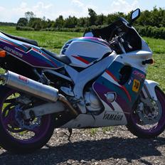 Yamaha FZR 600 R *TIL SALG*