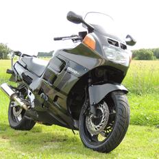 Honda cbr 1000 f