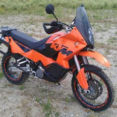 KTM 950 Adventure S