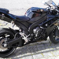 Yamaha yzf r1 *død*