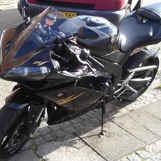 Yamaha yzf r1 *død*
