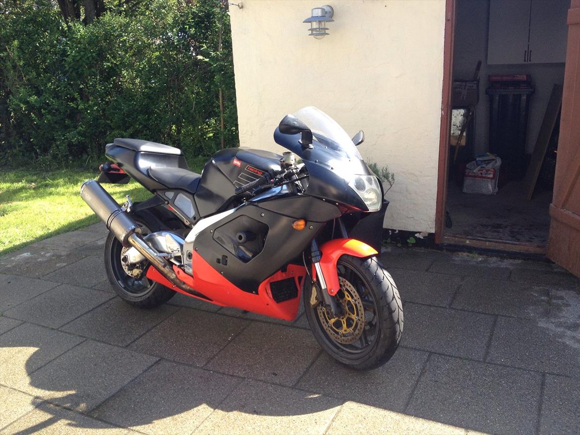 Aprilia rsv mille billede 6