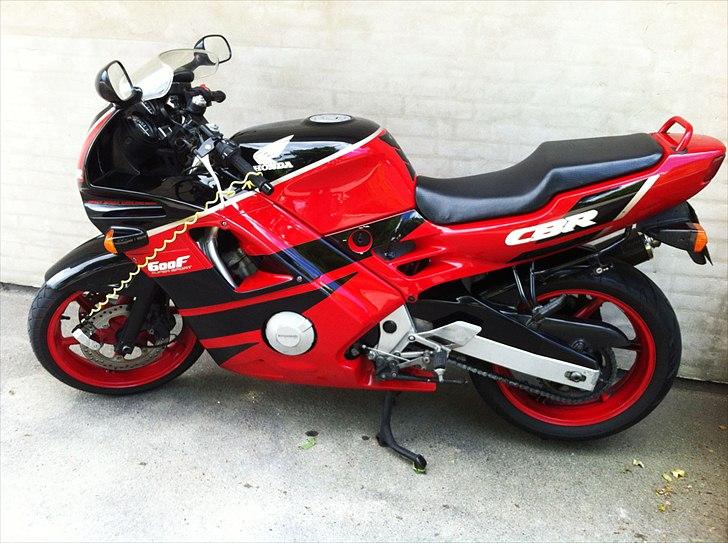 Honda CBR 600 billede 2