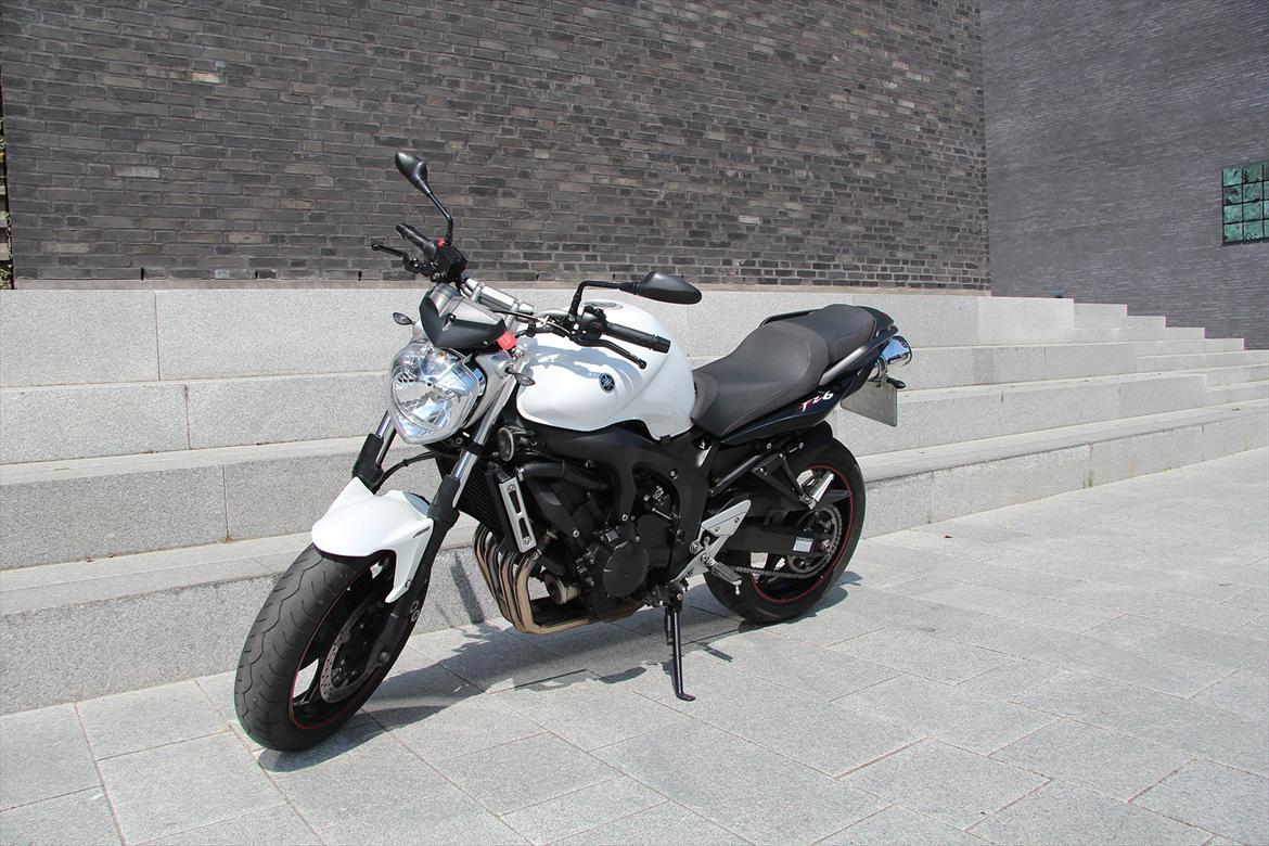 Yamaha FZ6 S2 "Solgt" billede 4