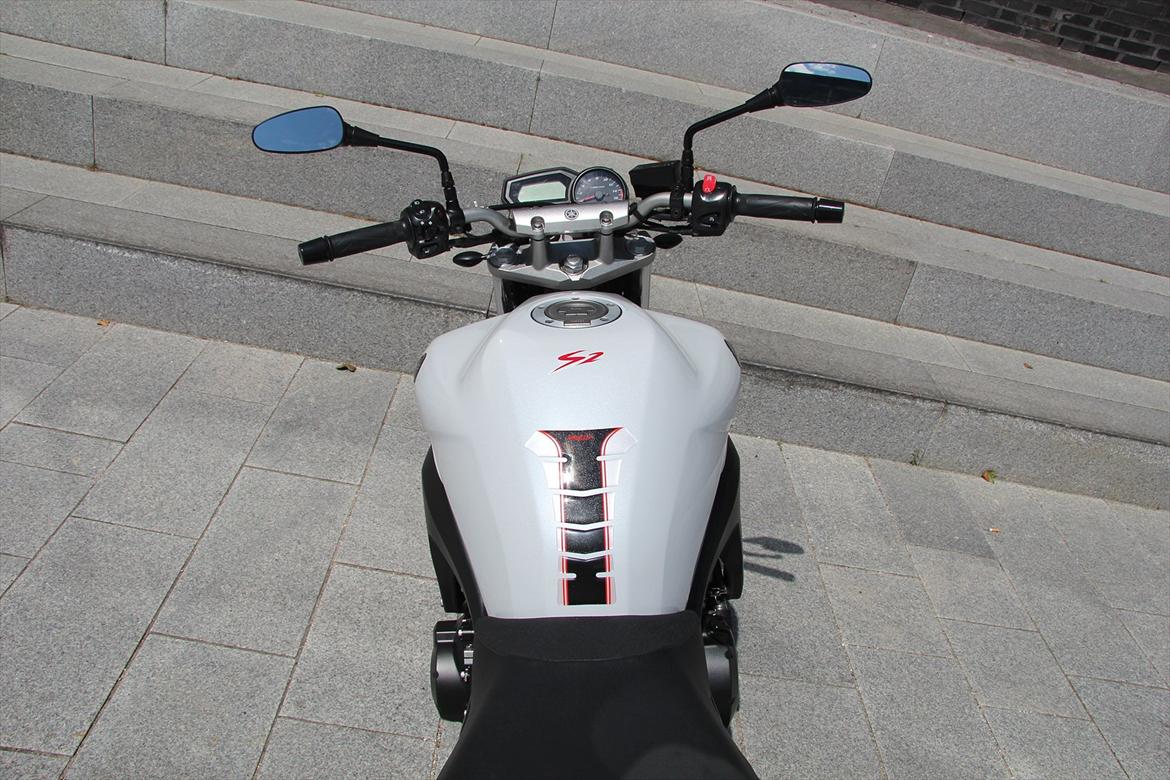 Yamaha FZ6 S2 "Solgt" billede 9