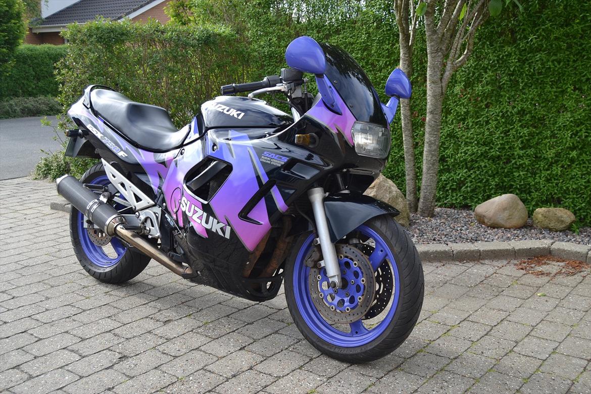 Suzuki GSX750F "SOLGT" billede 2