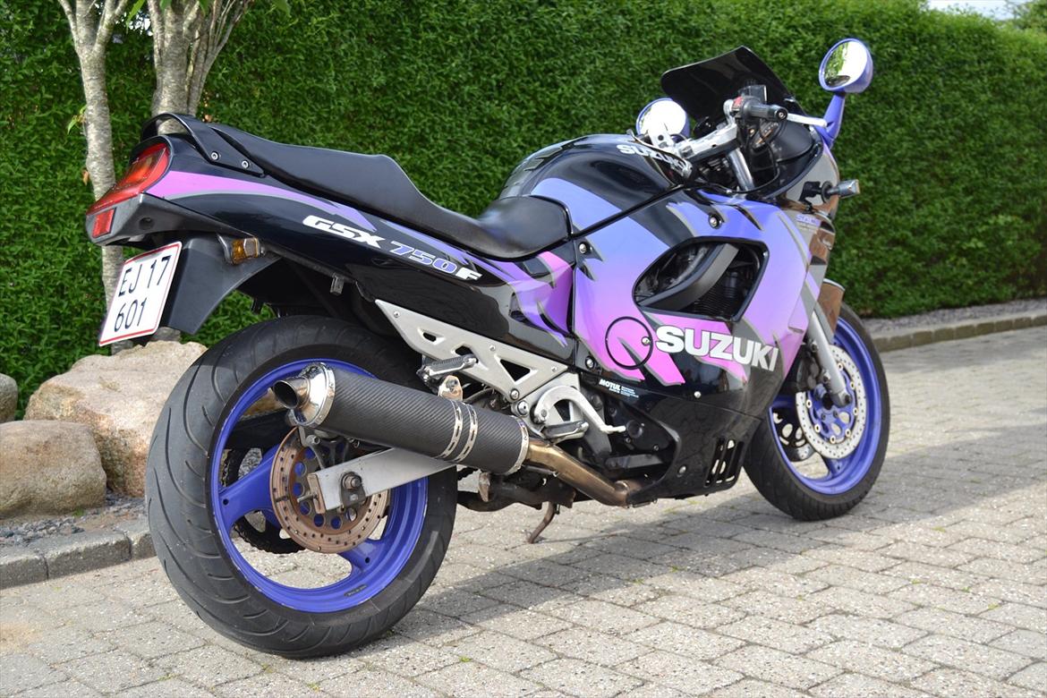 Suzuki GSX750F "SOLGT" billede 3