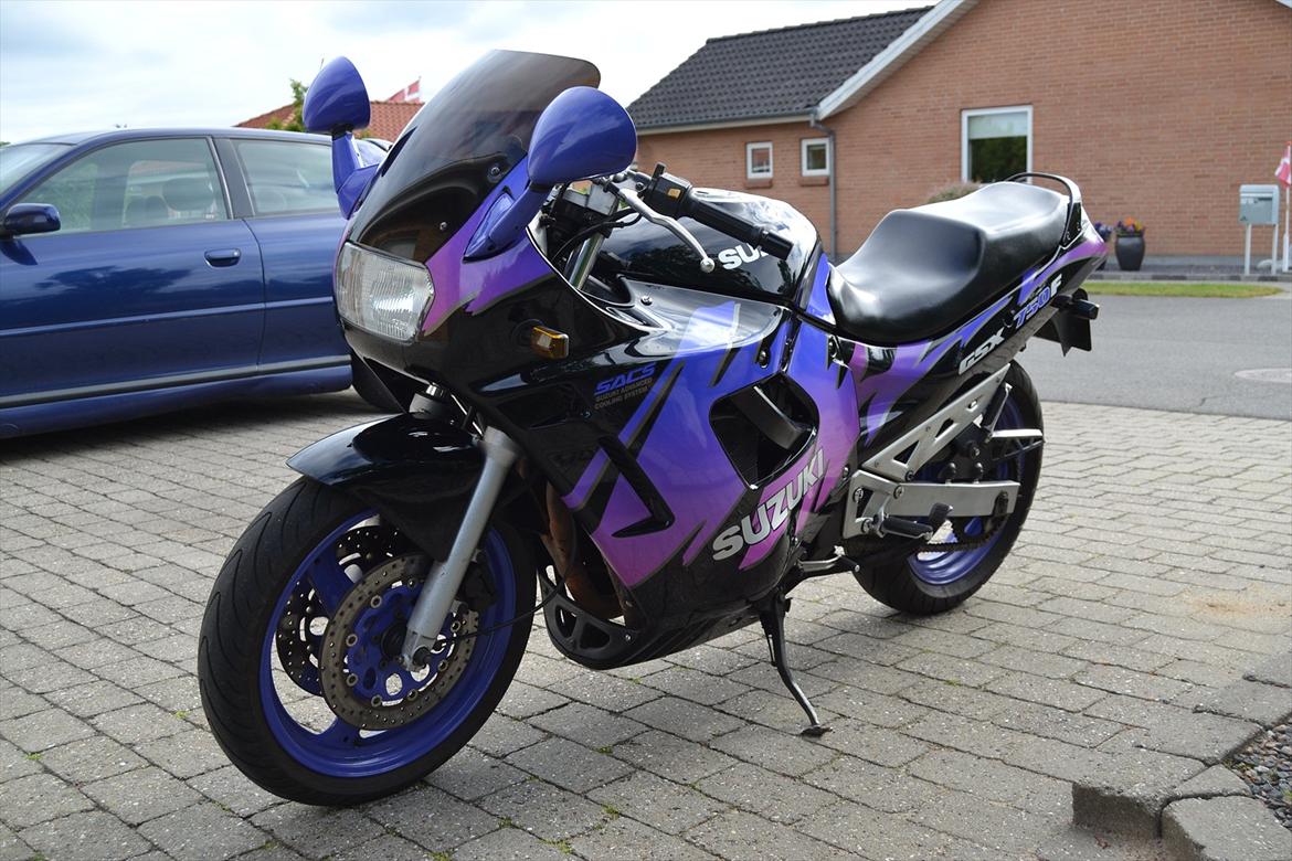 Suzuki GSX750F "SOLGT" billede 6