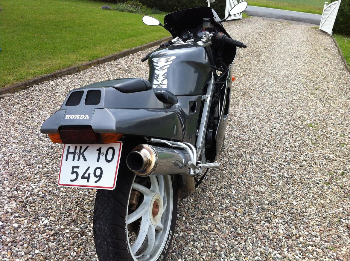 Honda VFR 400R NC24 billede 4